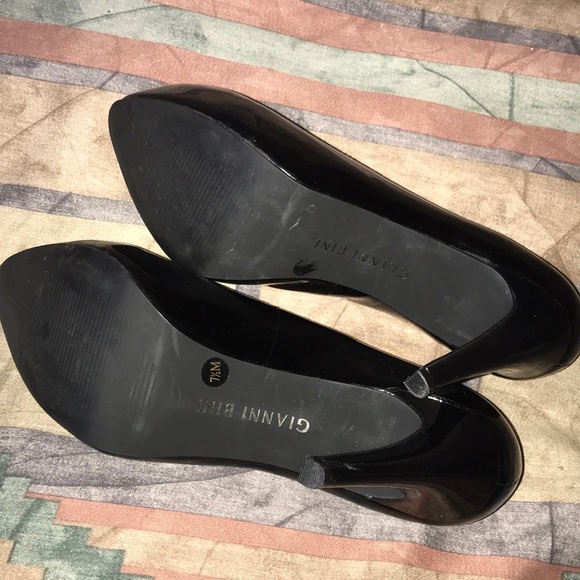 Gianni Bini 7.5 Patent Leather Heels EUC Beautiful - Picture 10 of 13
